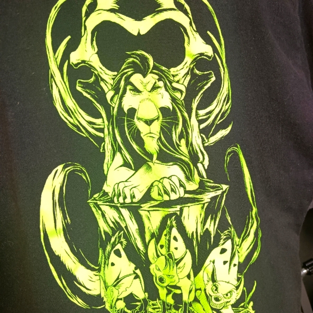 Disney Lion King SCAR Tshirt Medium Black/Neon Green